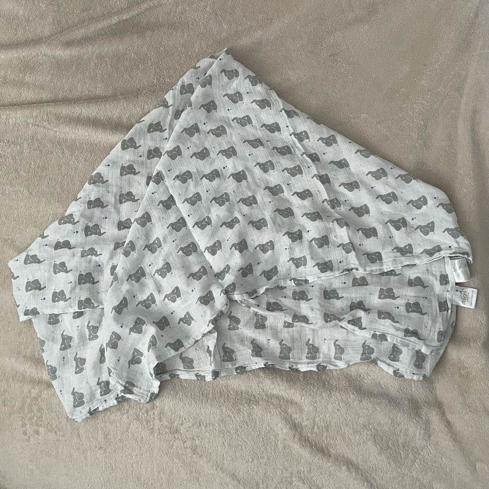 Aden+Anais Baby Gray/White/Blue Elephant Swaddle Blanket